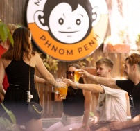viet-asia-tour-mad-monkey-hostel-phnom-penh (29)