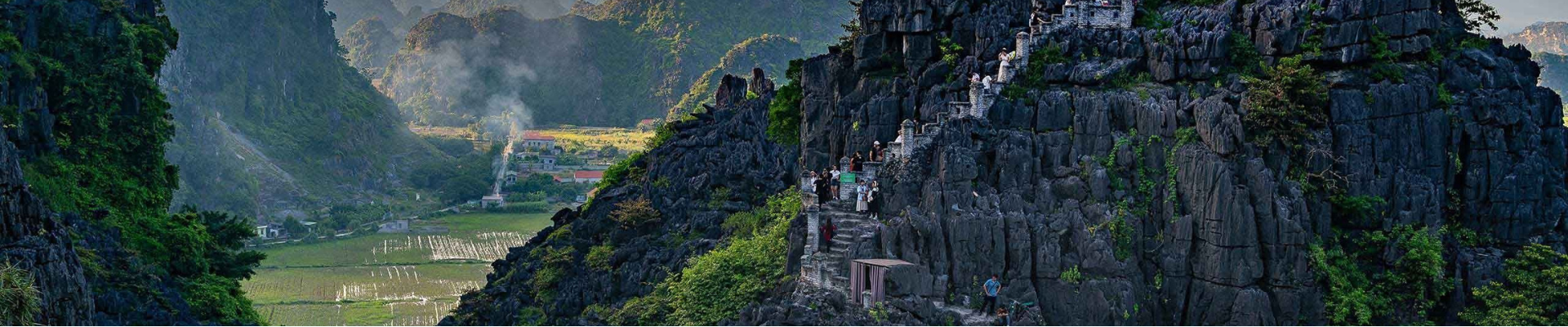 Mua Cave Mountain 