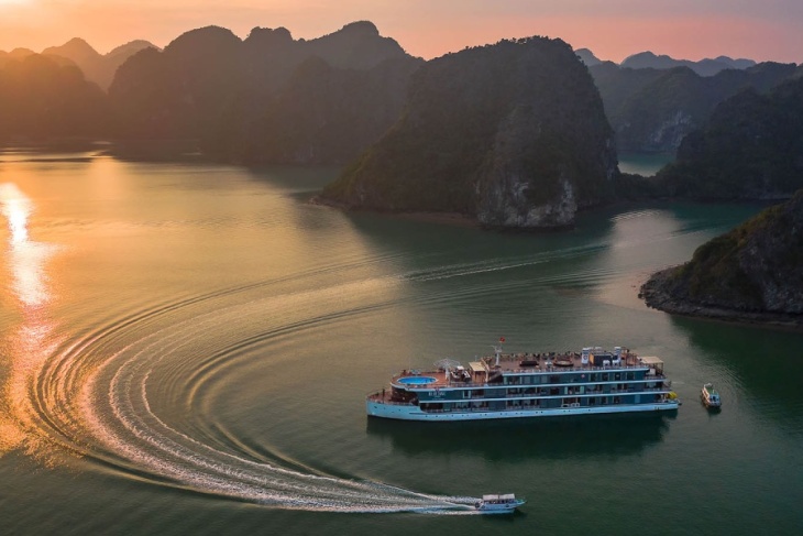 Celebrity Solstice - Super Cruise Ship Brings International Tourists To Halong