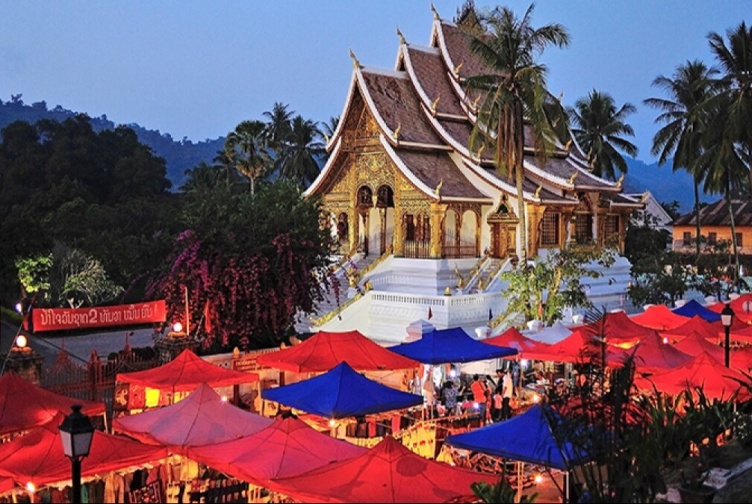 Why You Shouldn’t Miss The Luang Prabang Night Market