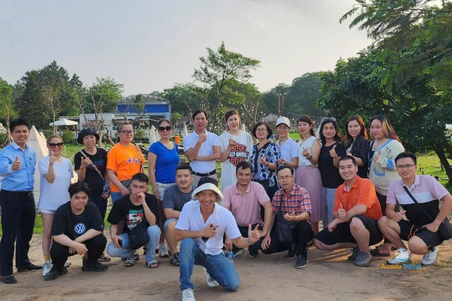 Auasia Travel dedicated team ensuring memorable travel experiences.