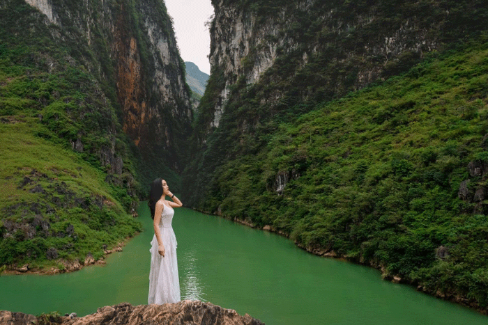 Explore-ha-giang-vietnam-the-top-13-places-to-visit_AuasiaTravel