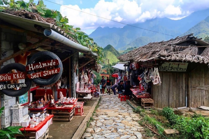Explore-the-enchanting-beauty-of-11-best-places-to-visit-in-sapa-vietnam_AuasiaTravel