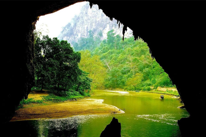 Take-a-journey-to-visit-ba-be-national-park_AuasiaTravel