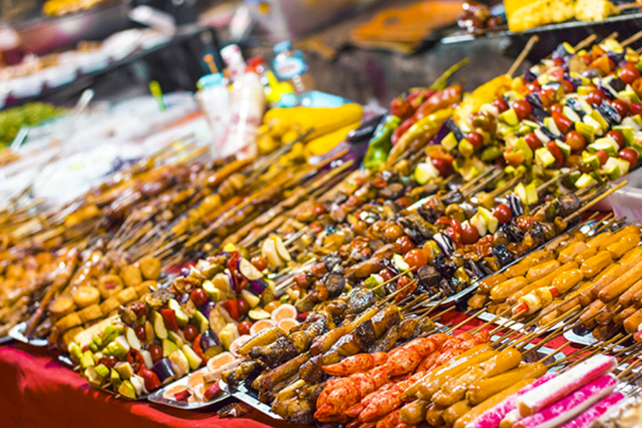 Why You Shouldn’t Miss the Luang Prabang Night Market